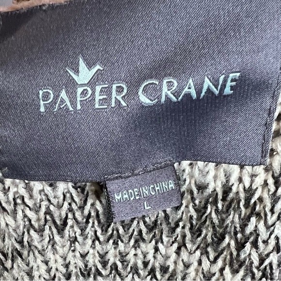 Paper Crane ivory and gray knit and open weave sweater size large - Picture 6 of 7